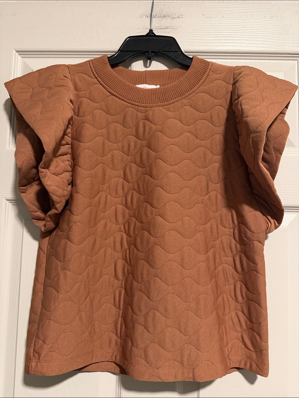 Ces Femme Quilted Ruffle Sleeve Top - Rust
